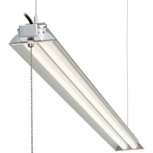 Global Industrial™ 72" LED Aluminum Shop Light, 35W, 4000K, 4375 Lumens, 48" Adj Height, 6'Cord