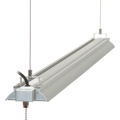 Global Industrial™ 72" LED Aluminum Shop Light, 35W, 4000K, 4375 Lumens, 48" Adj Height, 6'Cord